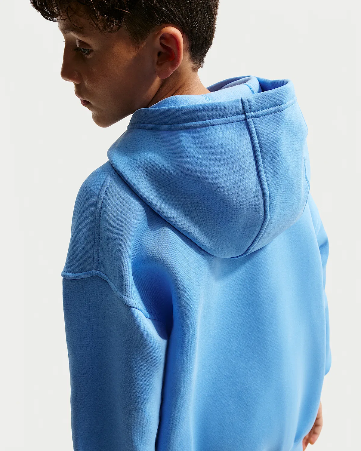Детский оверсайз худи Nike Sportswear Club Fleece, University Blue/University Blue/White — фото 2