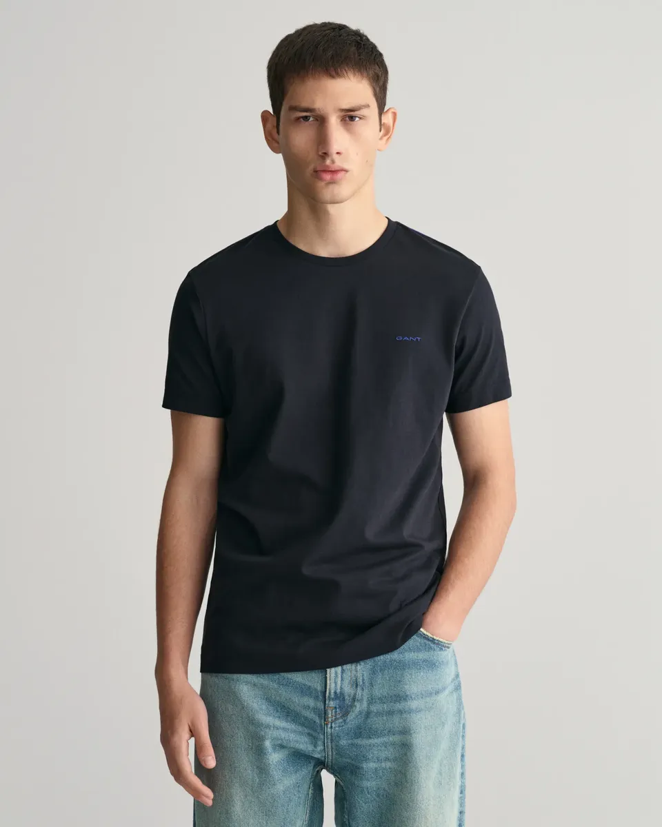 

Футболка Gant "CONTRAST LOGO SS T-SHIRT", контрастная фирменная вышивка, черный