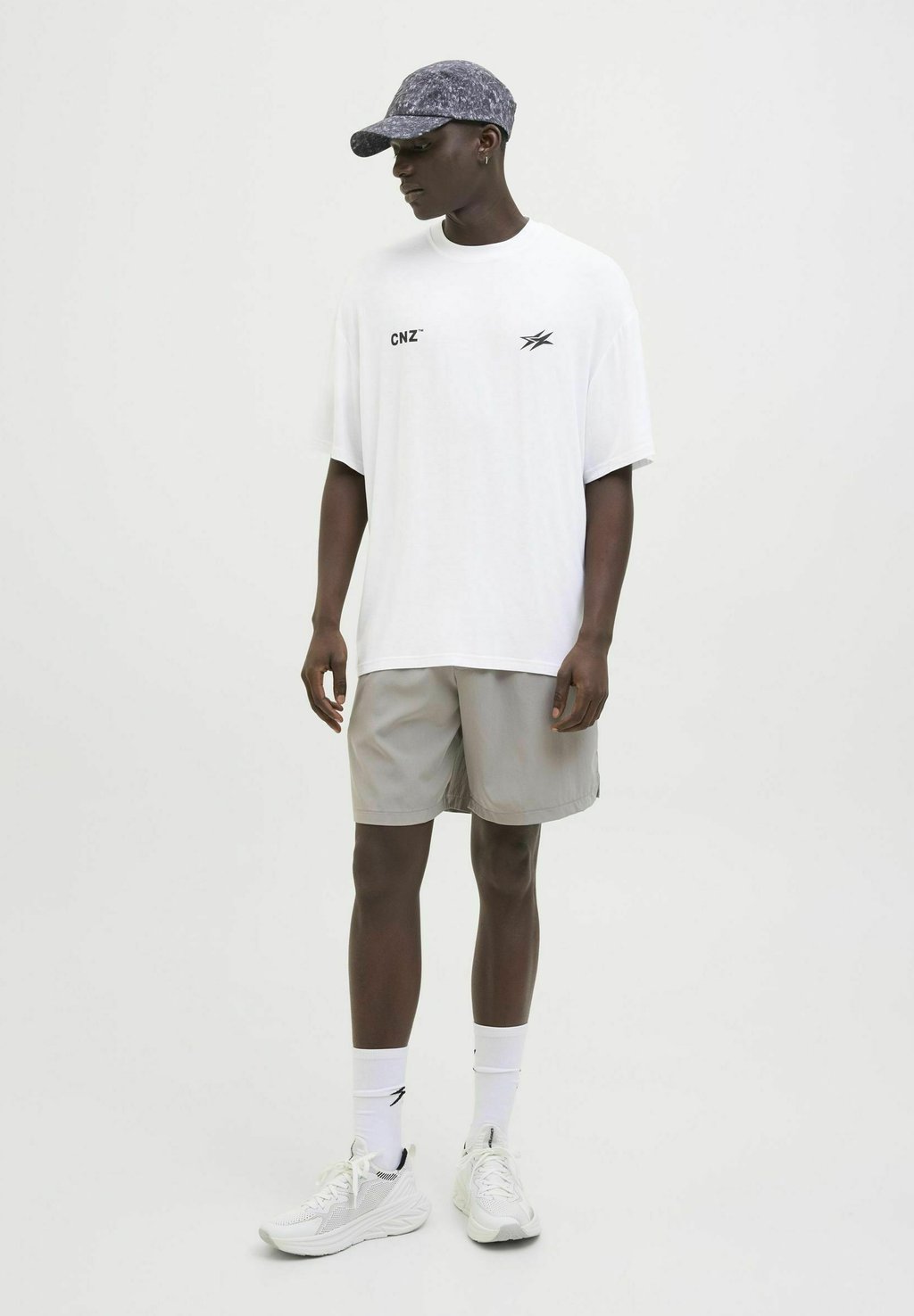 

Футболка с принтом JCOCNZ BERLIN Jack & Jones Performance, молочный
