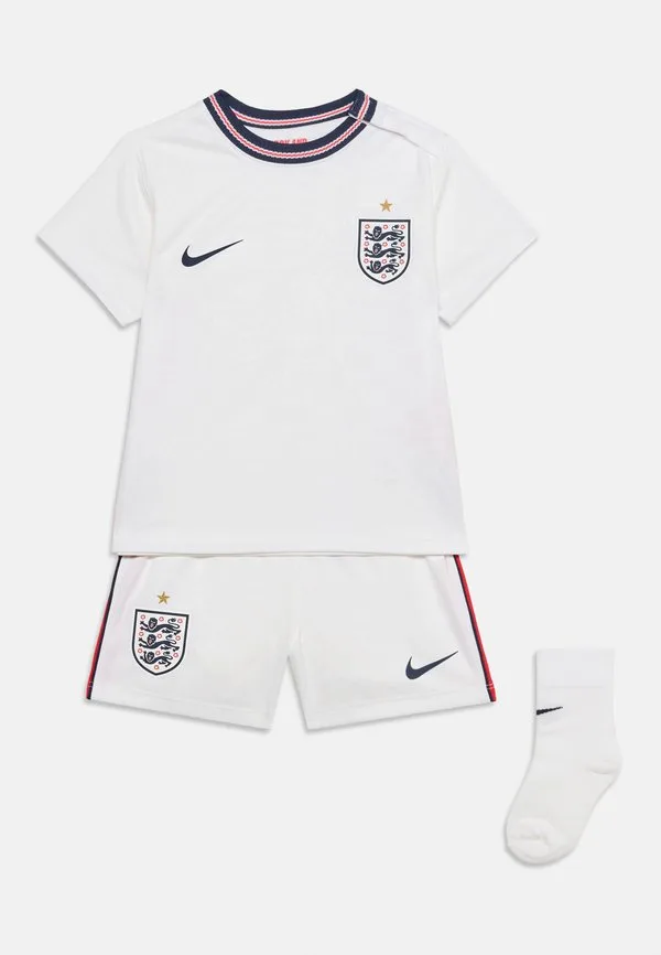Англия, детская форма, стадион, домашняя спортивная футболка Nike Performance, White/Speed Red/Obsidian — фото 3