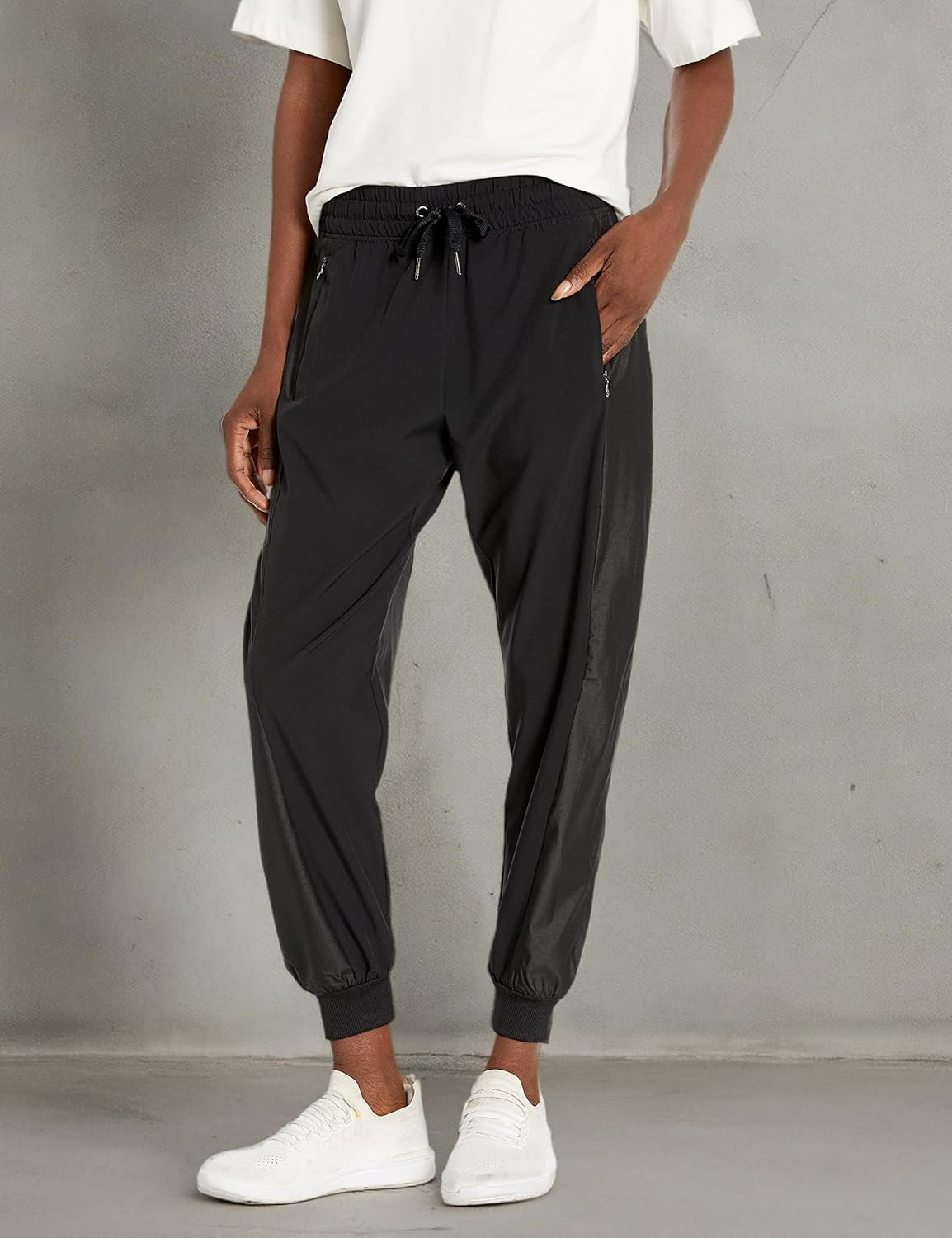 Женские блестящие тканые джоггеры Calvin Klein, Black — фото 4
