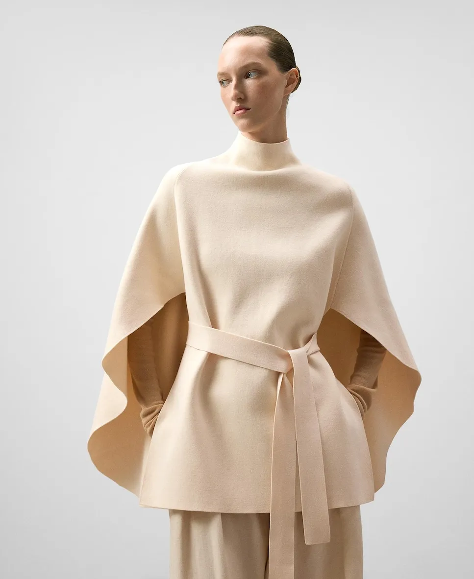 

Женское вязаное пальто с поясом Adolfo Dominguez, кремовый