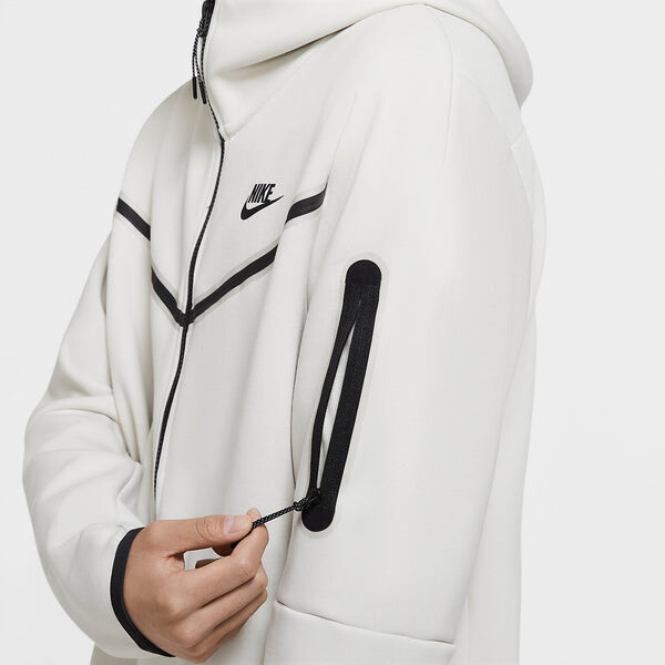 Куртка Nike Sportswear Tech Fleece Full-Zip Hoodie 'White', белый — фото 3
