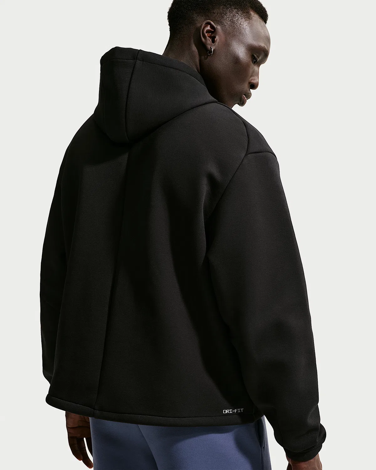 Мужская баскетбольная худи-пуловер Kobe из флиса Dri-FIT, Black/Black — фото 2