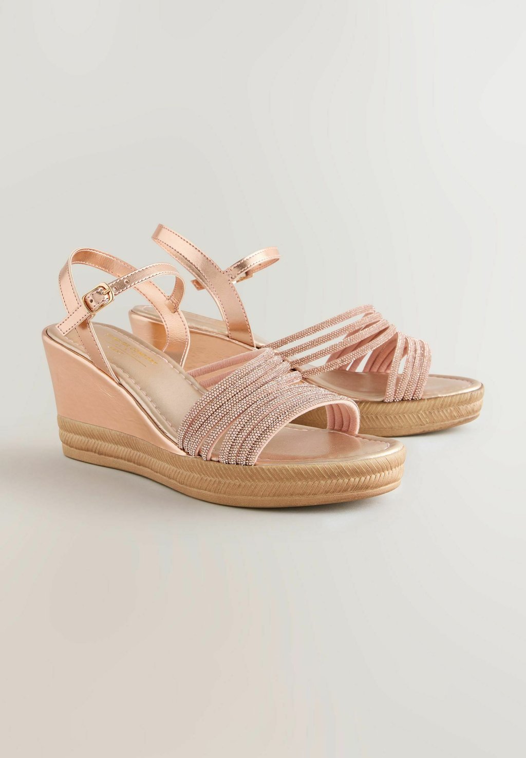 Босоножки на танкетке REGULAR FIT FOREVER COMFORT ROUND TOE ASYMMETRICAL BLING - Platform sandals Next, золотой — фото 2