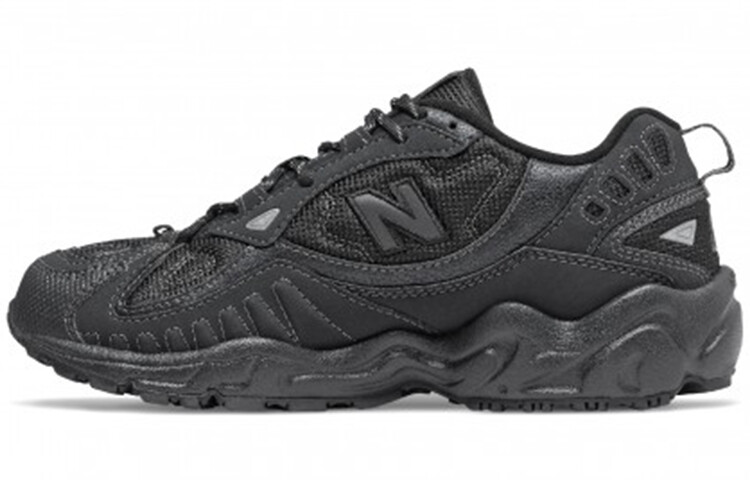 Женские кроссовки для активного отдыха New Balance NB 703