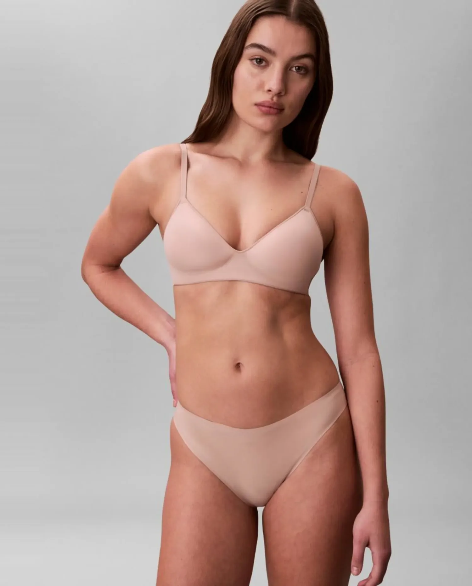 Формованный бюстгальтер PERFECTLY FIT ULTRALIGHT Calvin Klein, Natural — фото 2