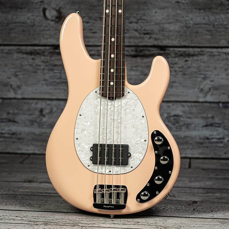 

Басс гитара Ernie Ball Music Man StingRay Special H 4 String - Pueblo Pink