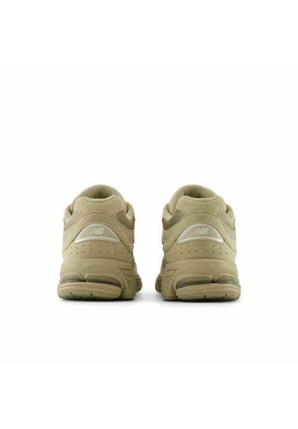 Кроссовки 2002 года New Balance, Stoneware Silver Metallic — фото 4