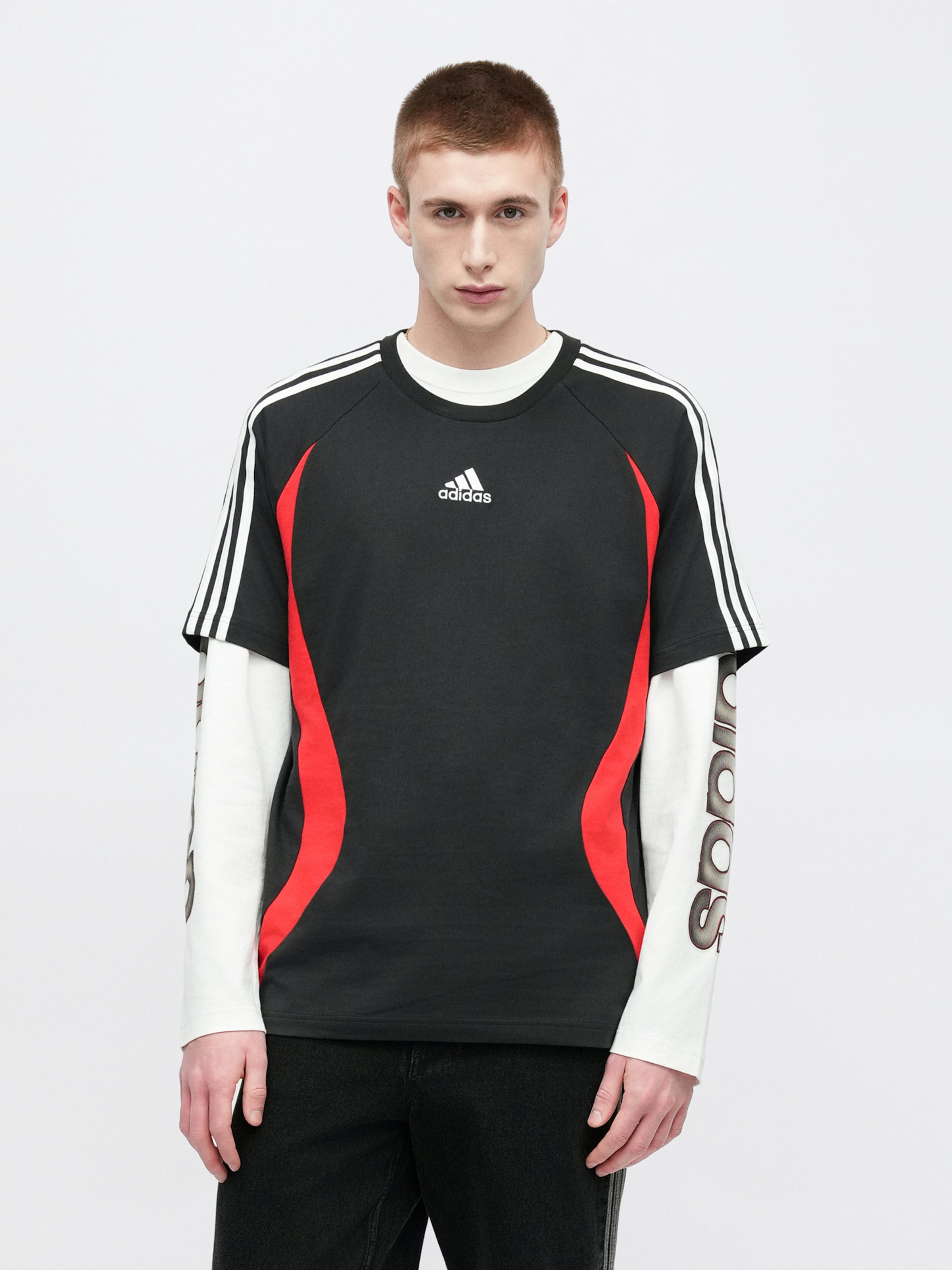 Adidas Originals Футболка 'TEAMGEIST' в черном цвете — фото 2