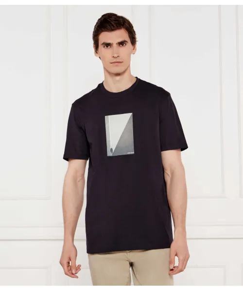 

Футболка Regular fit Armani Exchange, черный