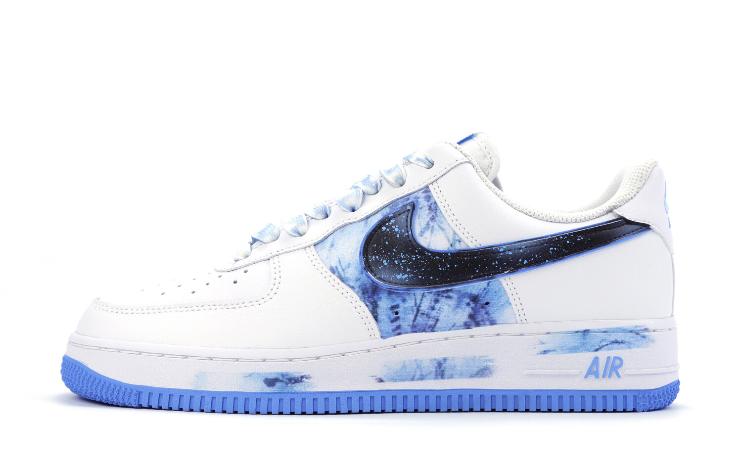 

Мужские кроссовки для скейтбординга Nike Air Force 1, White and blue