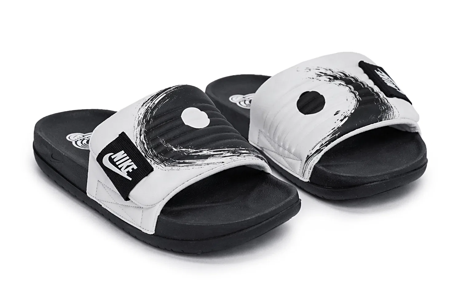 Шлепанцы Nike Offcourt Black White — фото 4