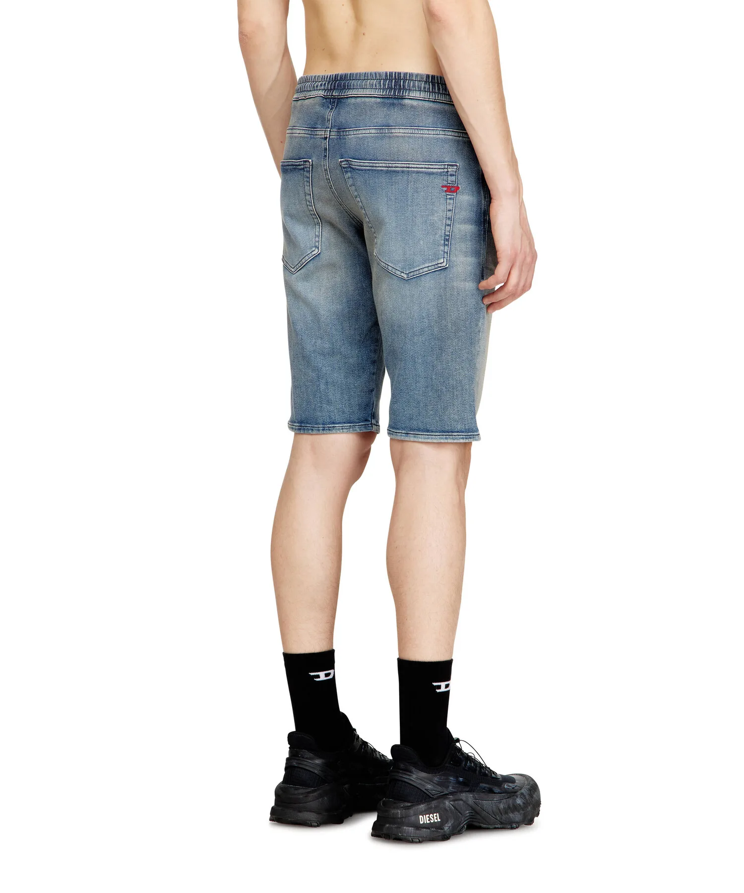 Мужские джинсовые шорты slim-fit 2033 D-KROOLEY-SHORT JOGG DIESEL светло-индиго — фото 3