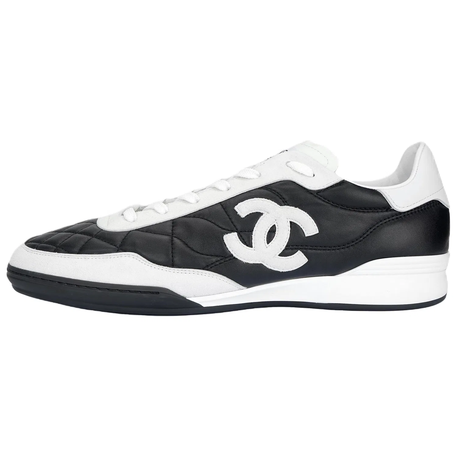 Кроссовки кожаные CHANEL Original Shoe Box Included черно-белые