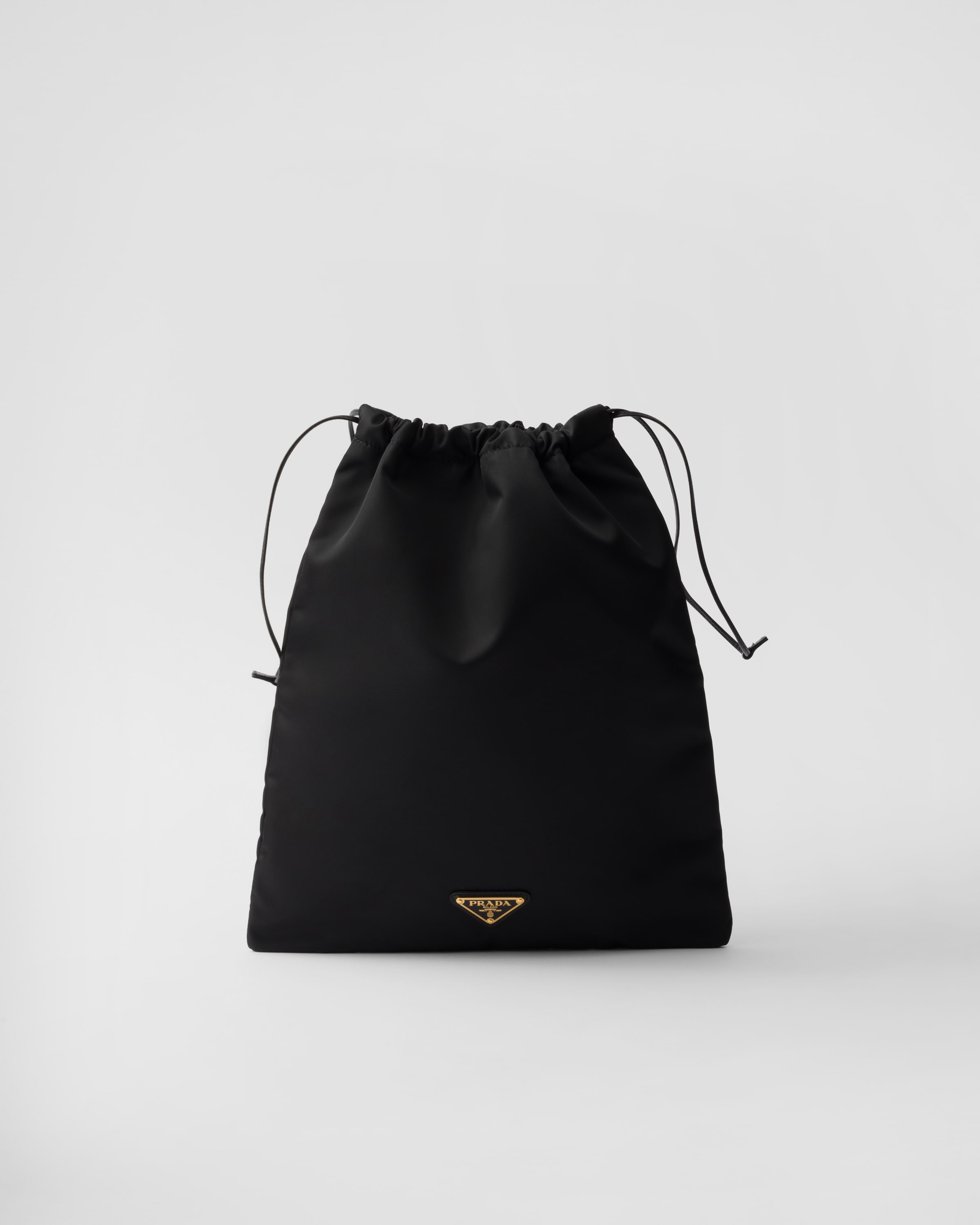 

Косметичка из переработанного нейлона Prada, черный