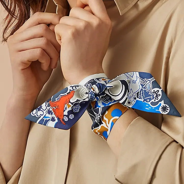 Бингата Стикер Твилли Маленький Шелковый Платок HERMES, Мультиколор — фото 2