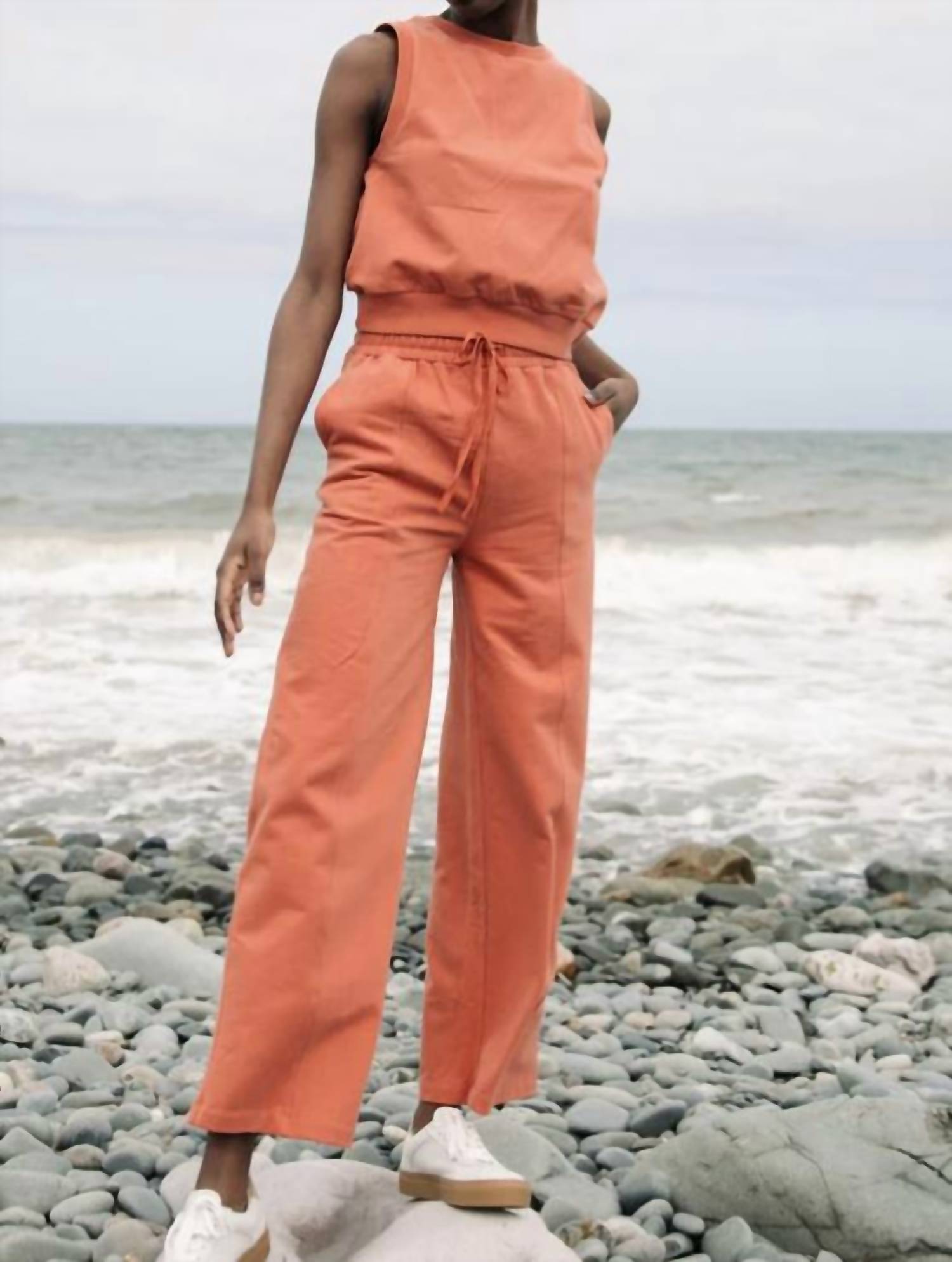 

Брюки Nerida в цвете Rust Beaumont Organic