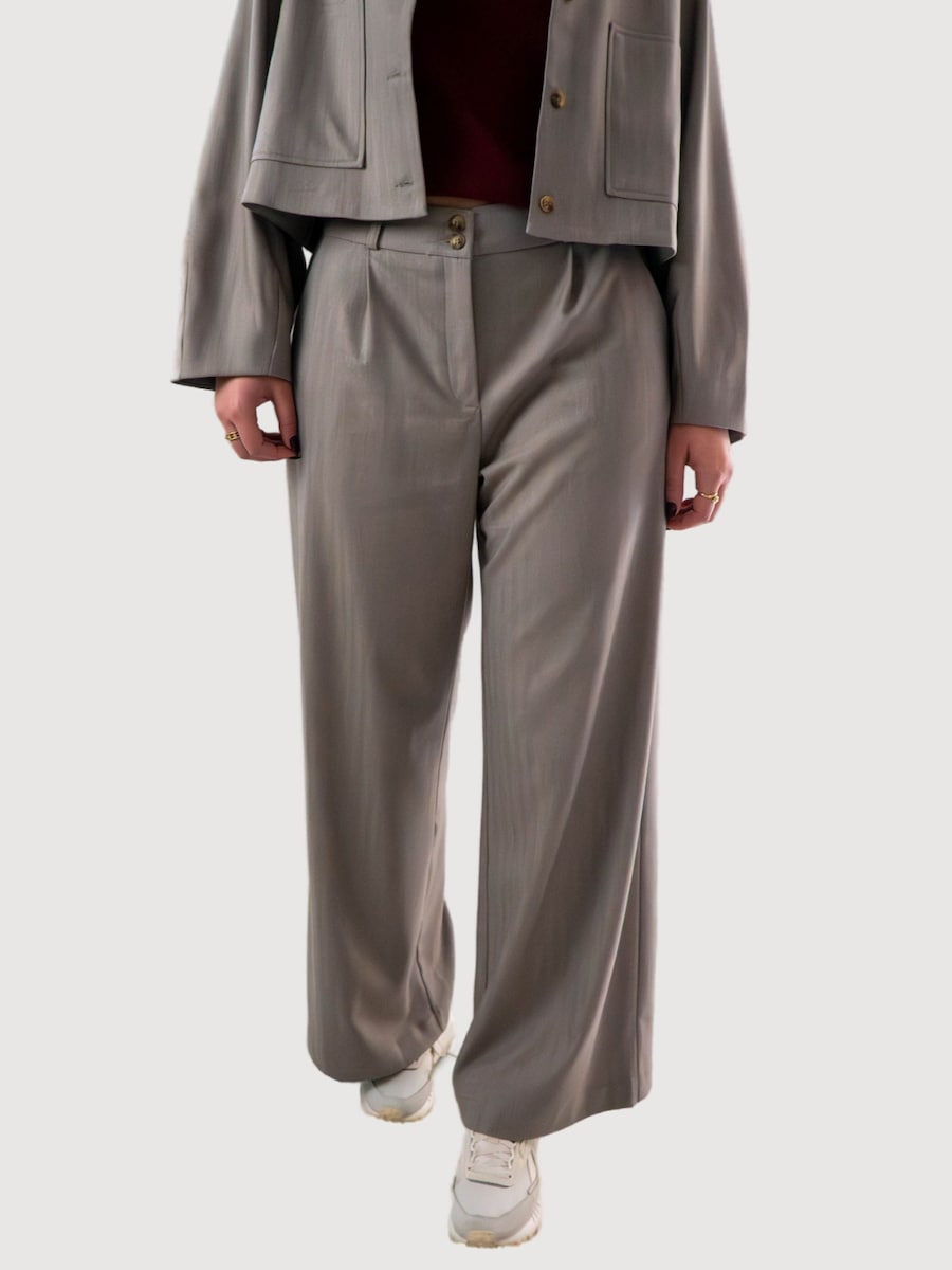 

Широкие брюки со складками спереди WEARABLE STORIES Joy, серо-коричневый