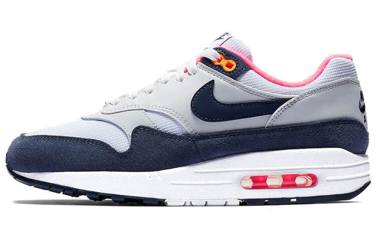 Женские кроссовки Nike Air Max 1