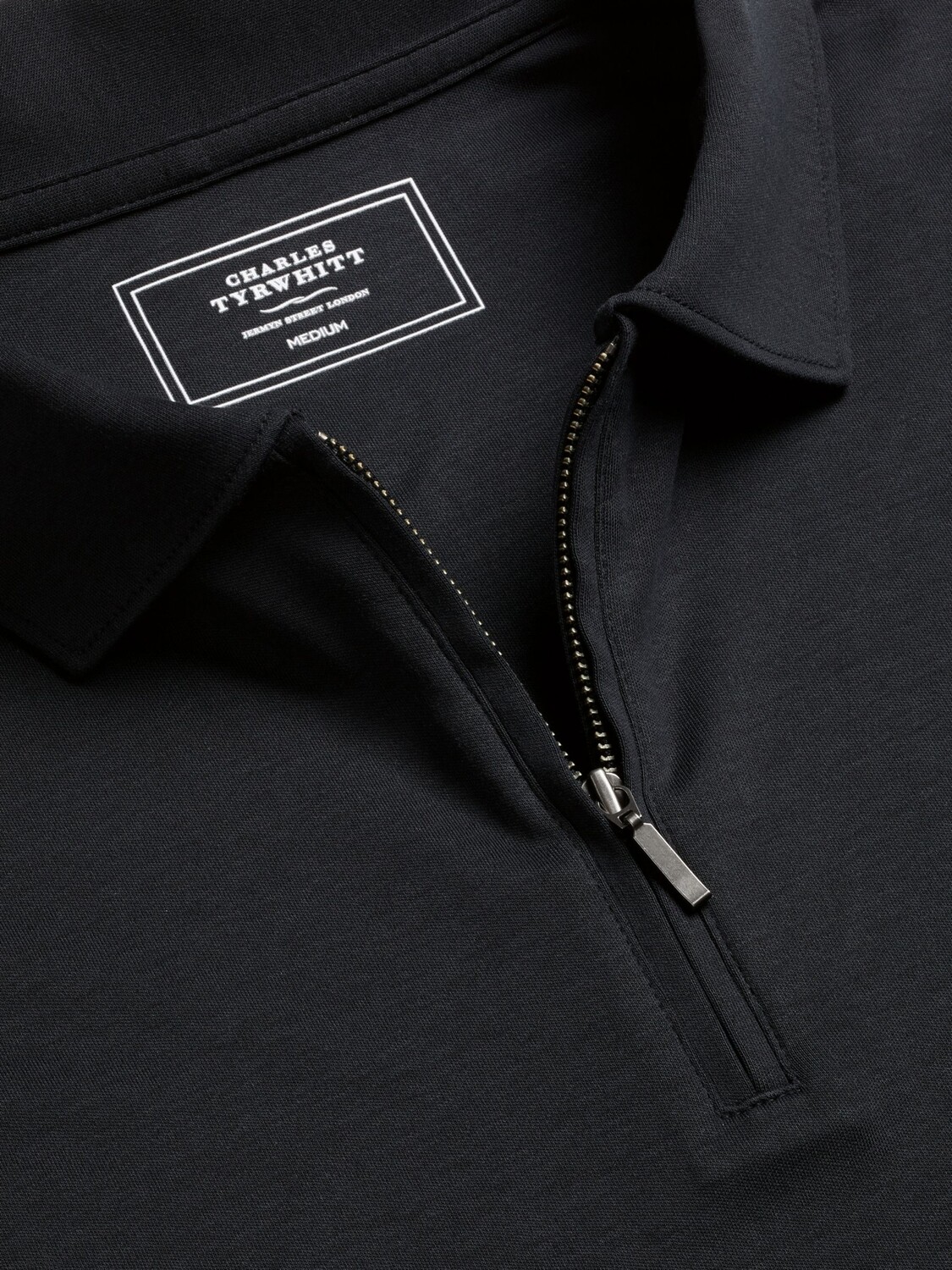 

Рубашка-поло из джерси с воротником на молнии Charles Tyrwhitt, черная