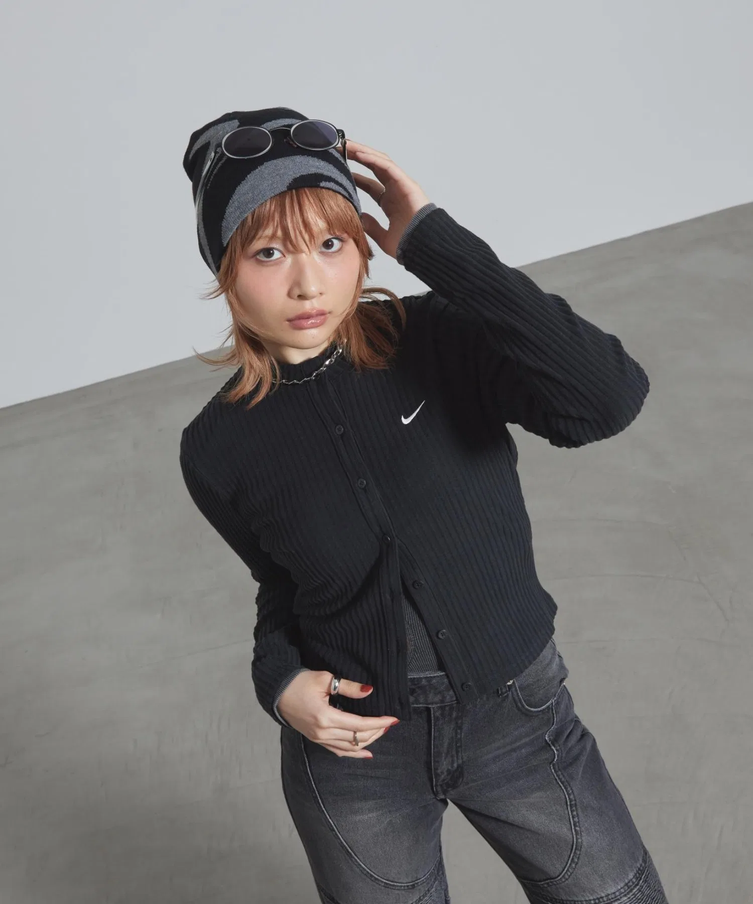 Женский облегающий кардиган Nike Sportswear Chill Knit с широкой ребристой отделкой IF0235-010, черный.