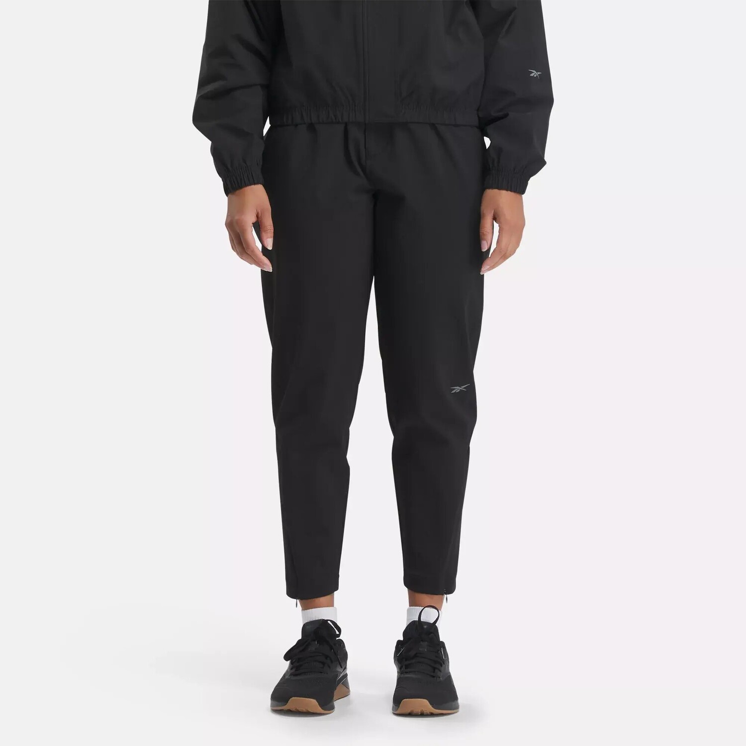 

Брюки Active Collective из тканого материала SkyStretch Reebok, черный
