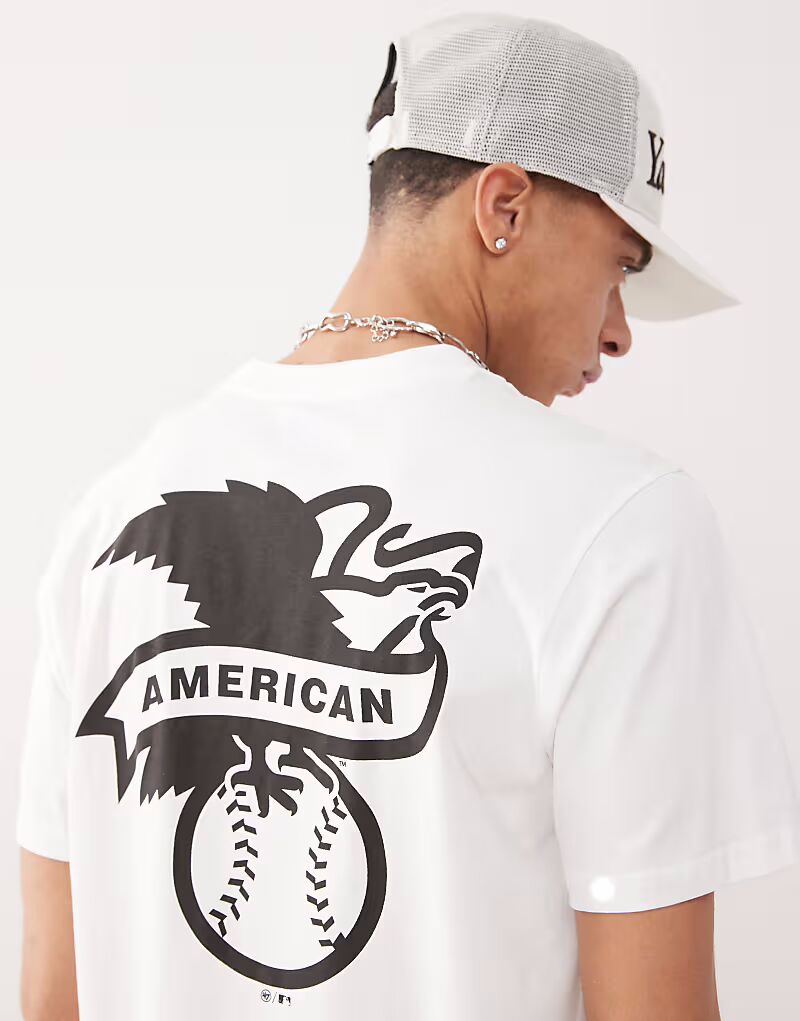 

Футболка 47 Brand NY Yankees с принтом на груди и спине белого цвета