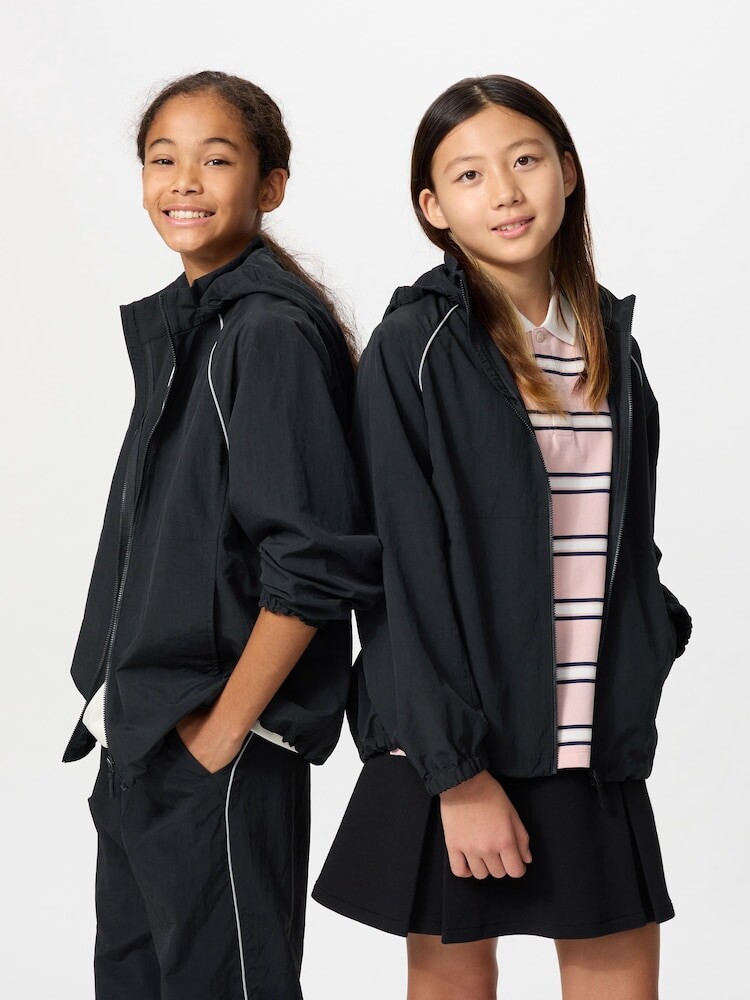 

Детская спортивная куртка с карманами Uniqlo, цвет 09 черный