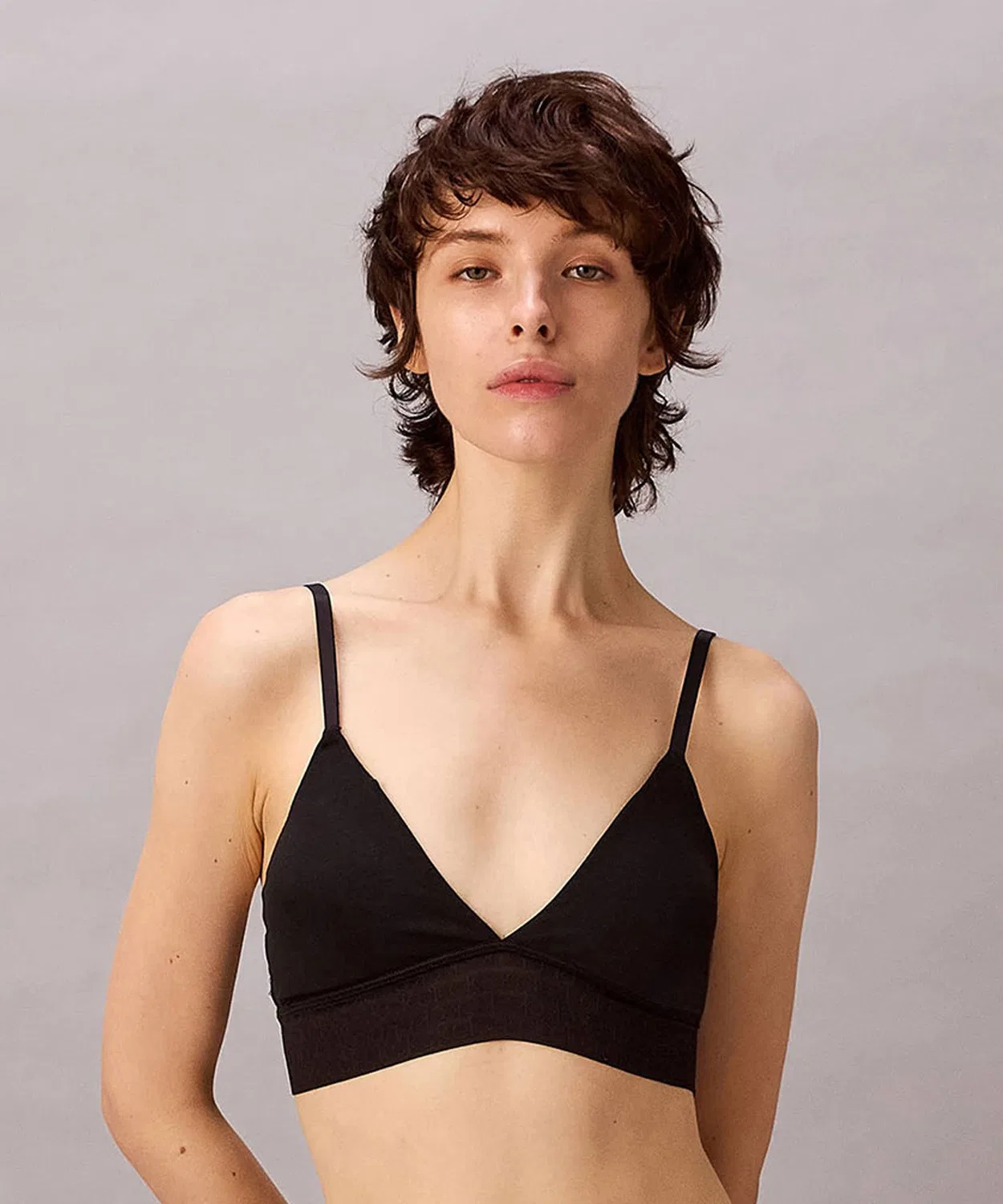 Бюстгальтер треугольный Calvin Klein Lightly Lined Triangle Bra черный