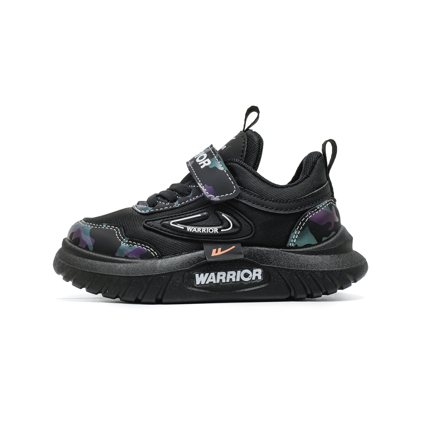 

Детские кроссовки Casual низкие дышащие износостойкие с амортизацией WARRIOR, черный