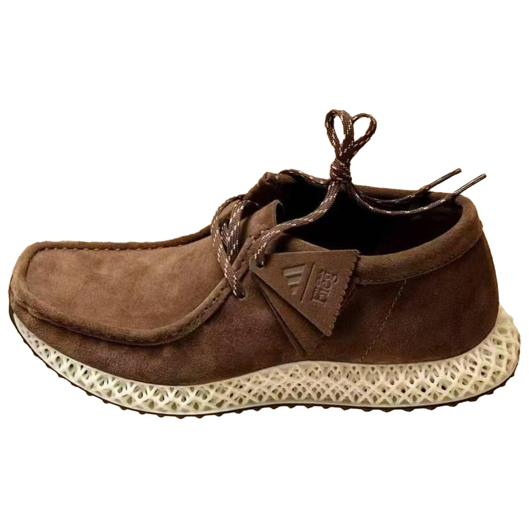 Clarks Ronnie Fieg X X Clarks 8th Street Wallabee 4D 'Dark Grey' Adidas, коричневый — фото 3