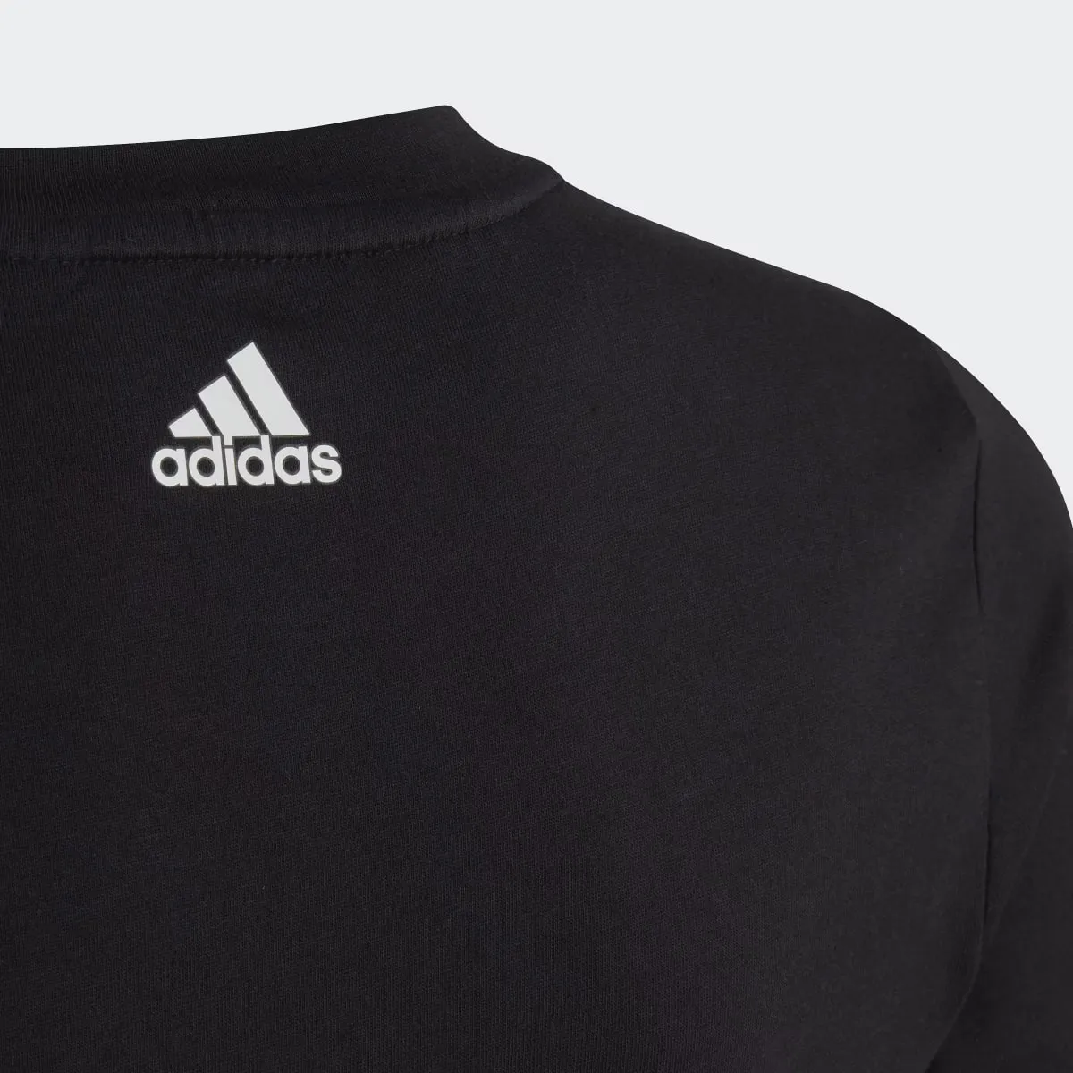 Детская футболка Adidas с линейным логотипом Essential, чёрный — фото 3