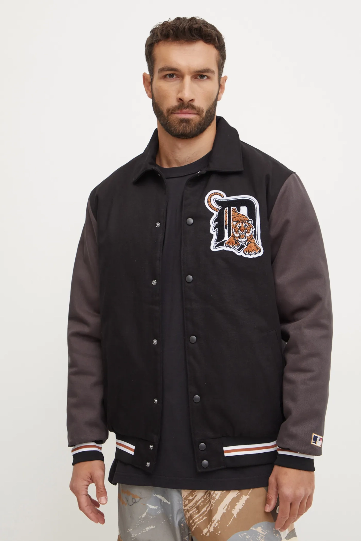 

Куртка-бомбер MLB Detroit Tigers 47 brand, черный