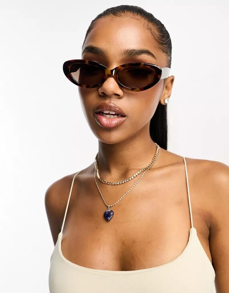 

Овальные солнцезащитные очки ASOS