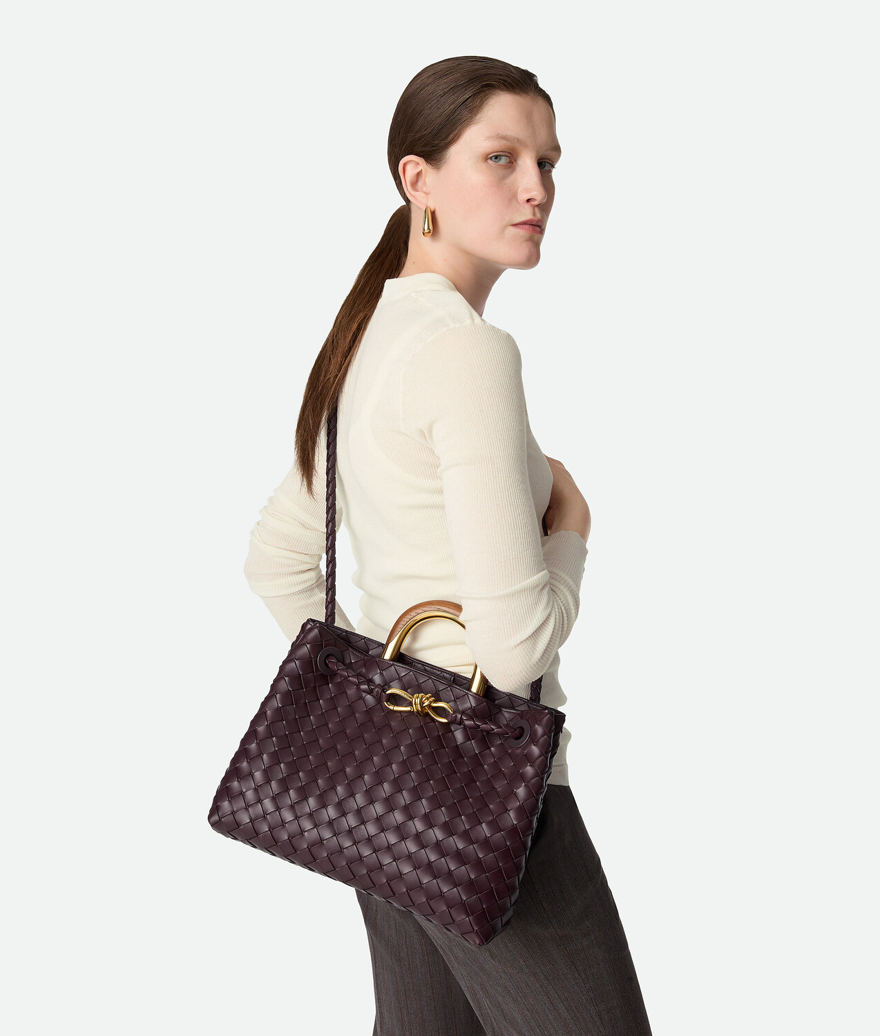 Andiamo BOTTEGA VENETA, темный бароло — фото 2