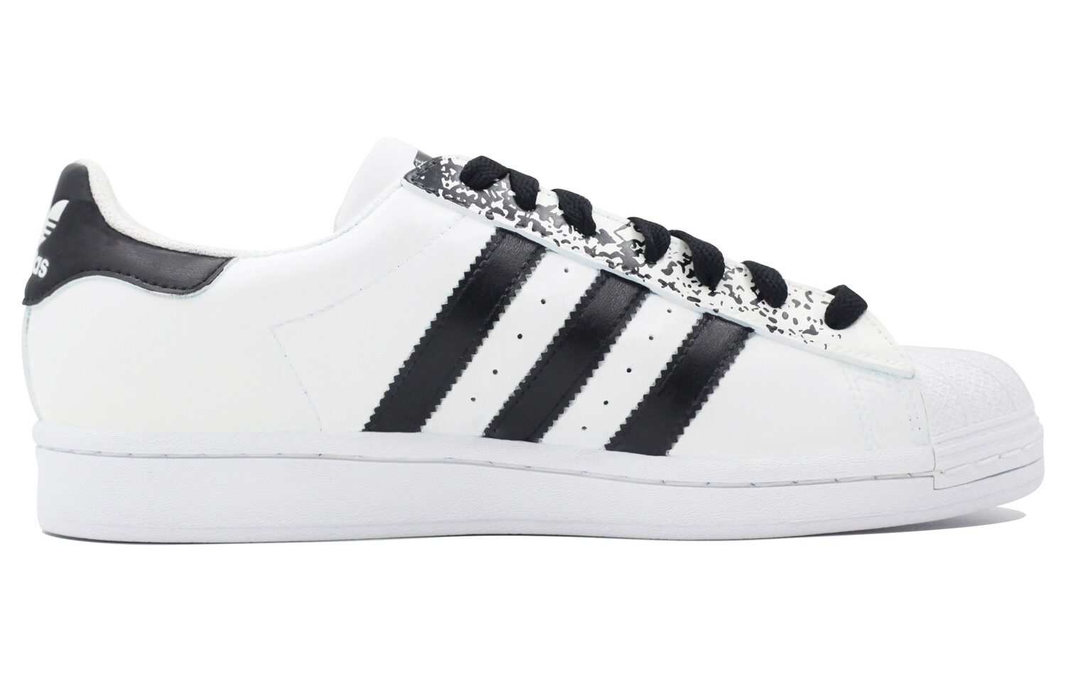 

Кроссовки adidas originals Superstar Skateboarding Shoes Unisex Low-top Black/white, черный