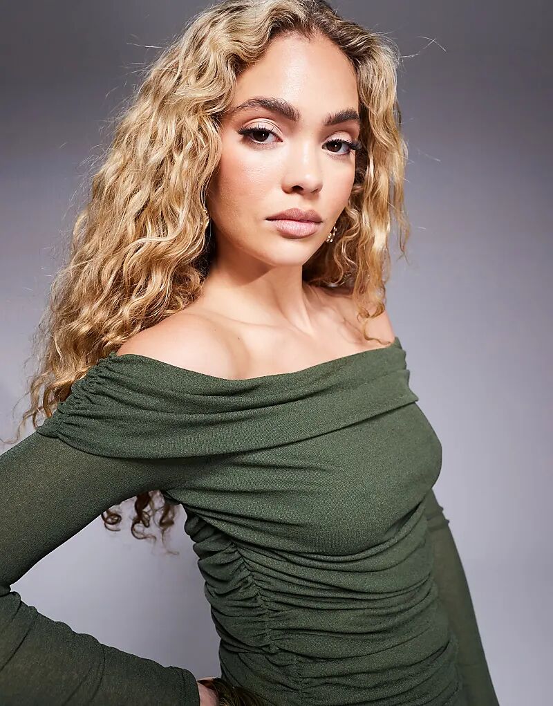 

Топ River Island с оборками и вырезом лодочкой цвета хаки