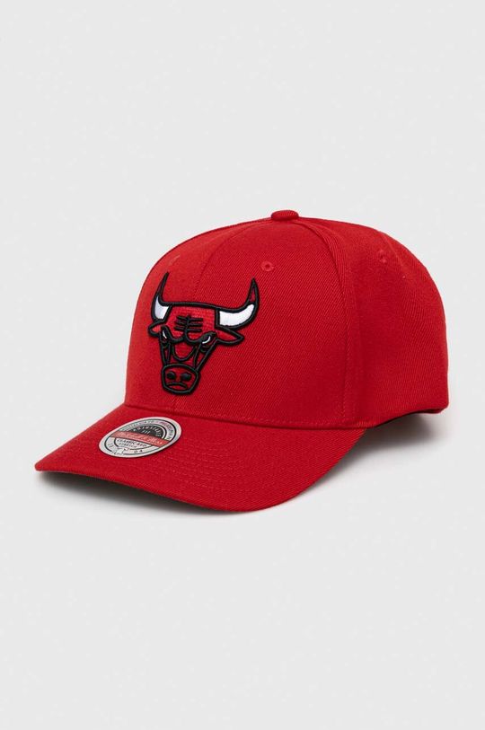 

Бейсболка Mitchell & Ness Chicago Bulls из смесовой шерсти Mitchell&Ness, красный