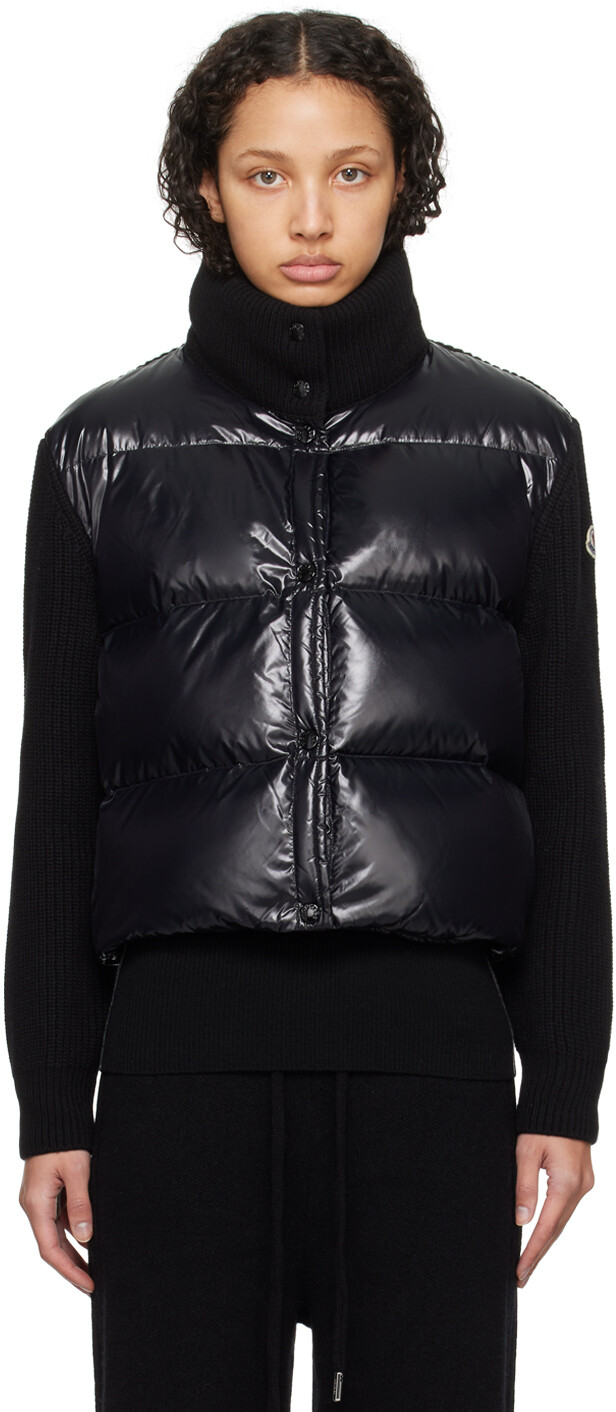

Черный пуховик со вставками Moncler, цвет Black