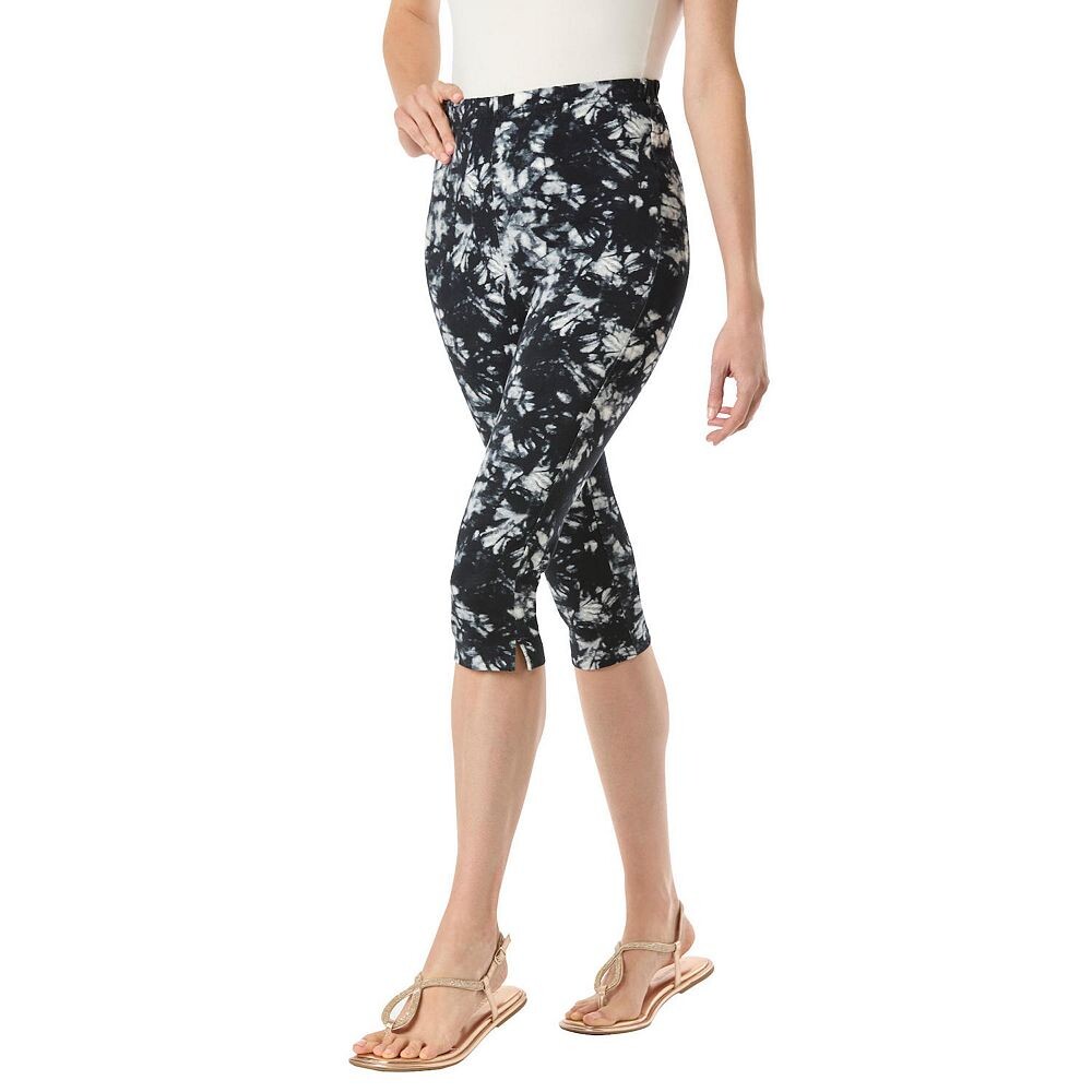 

Женщина в женских леггинсах-капри из эластичного хлопка с принтом больших размеров миниатюрных размеров Woman Within, цвет Black White Tie Dye