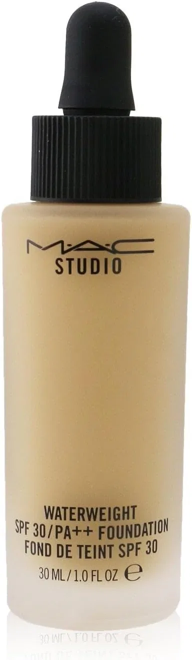 Тональная основа MAC Studio Waterweight SPF 30 NC42