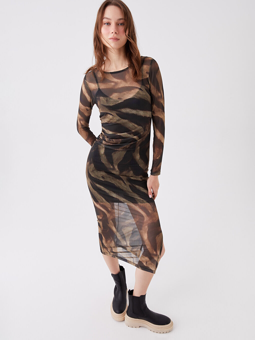 

Женское платье с длинным рукавом с круглым вырезом и рисунком LCW Casual