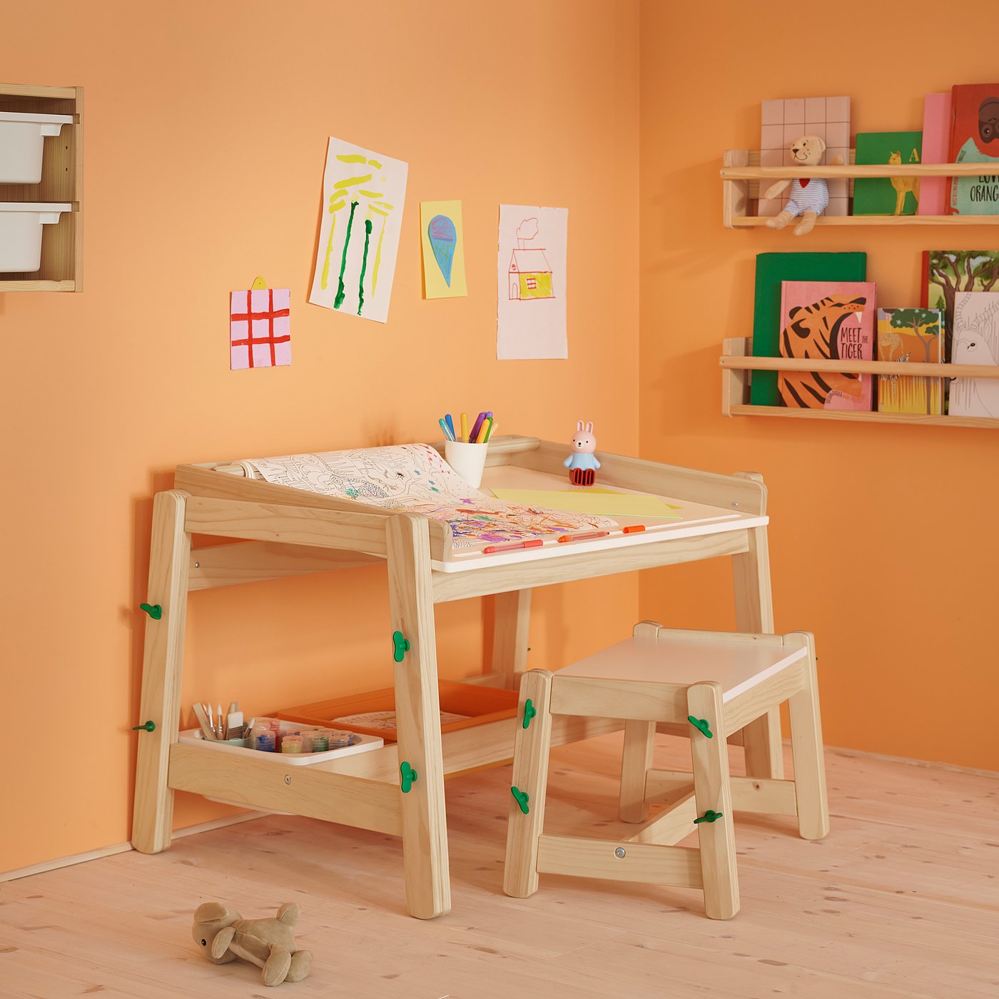 Детский письменный стол, регулируемая высота/зеленый IKEA Flisat — фото 3