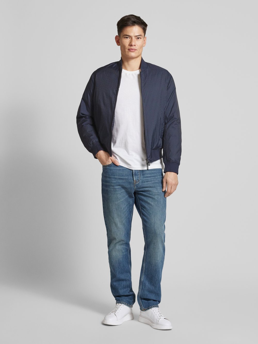 

Куртка-бомбер с воротником-стойкой Emporio Armani