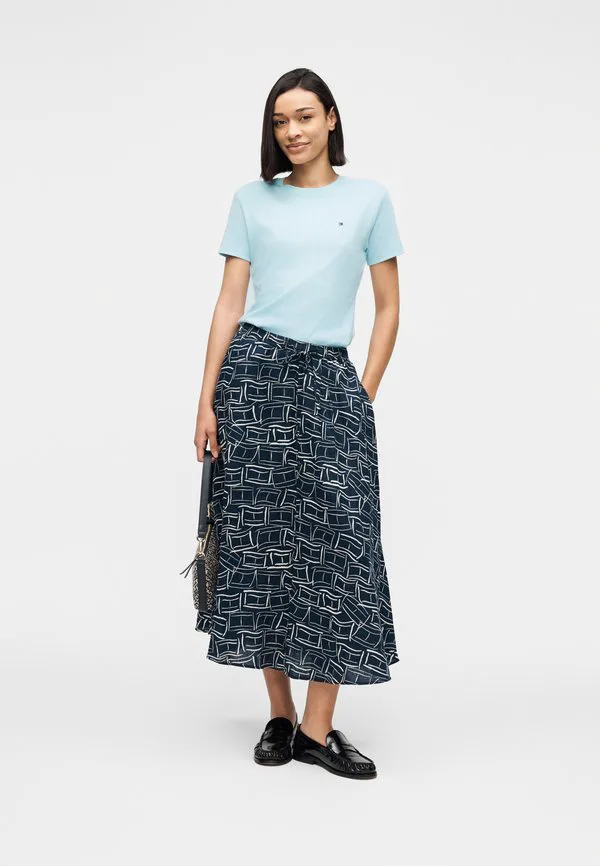Облегающая футболка с круглым вырезом, базовая футболка Tommy Hilfiger, Keepsake Blue — фото 2