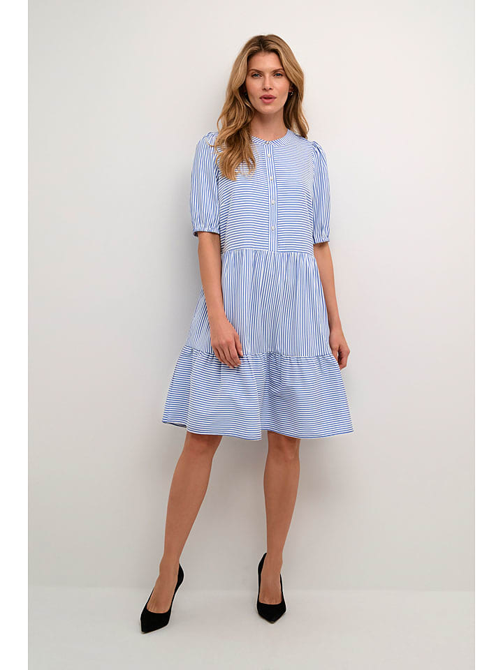 

CULTURE Платье «Эбигейл» светло-голубого/белого цвета