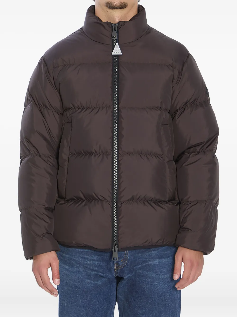 

Стеганая куртка с нашивкой-логотипом MONCLER, коричневый