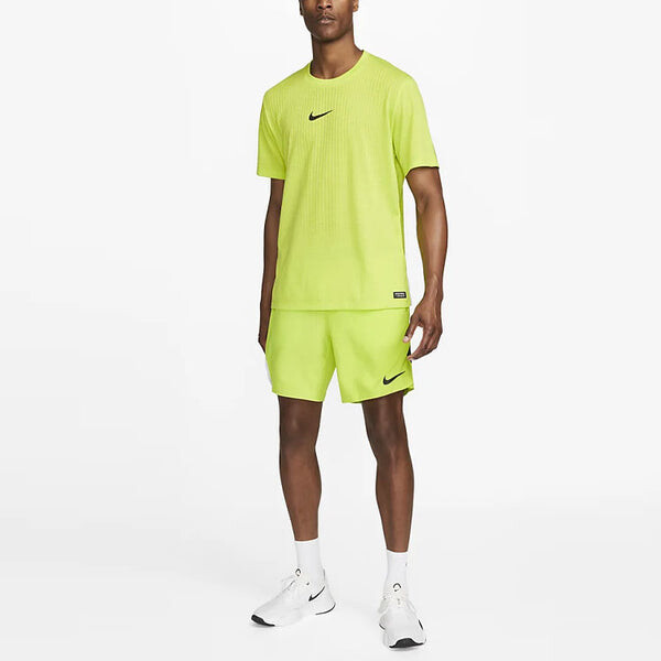 Футболка Men's Nike Pro Dri-FIT Adv Training Sports Quick Dry Solid Color Round Neck Short Sleeve Atomic Green T-Shirt, мультиколор — фото 3