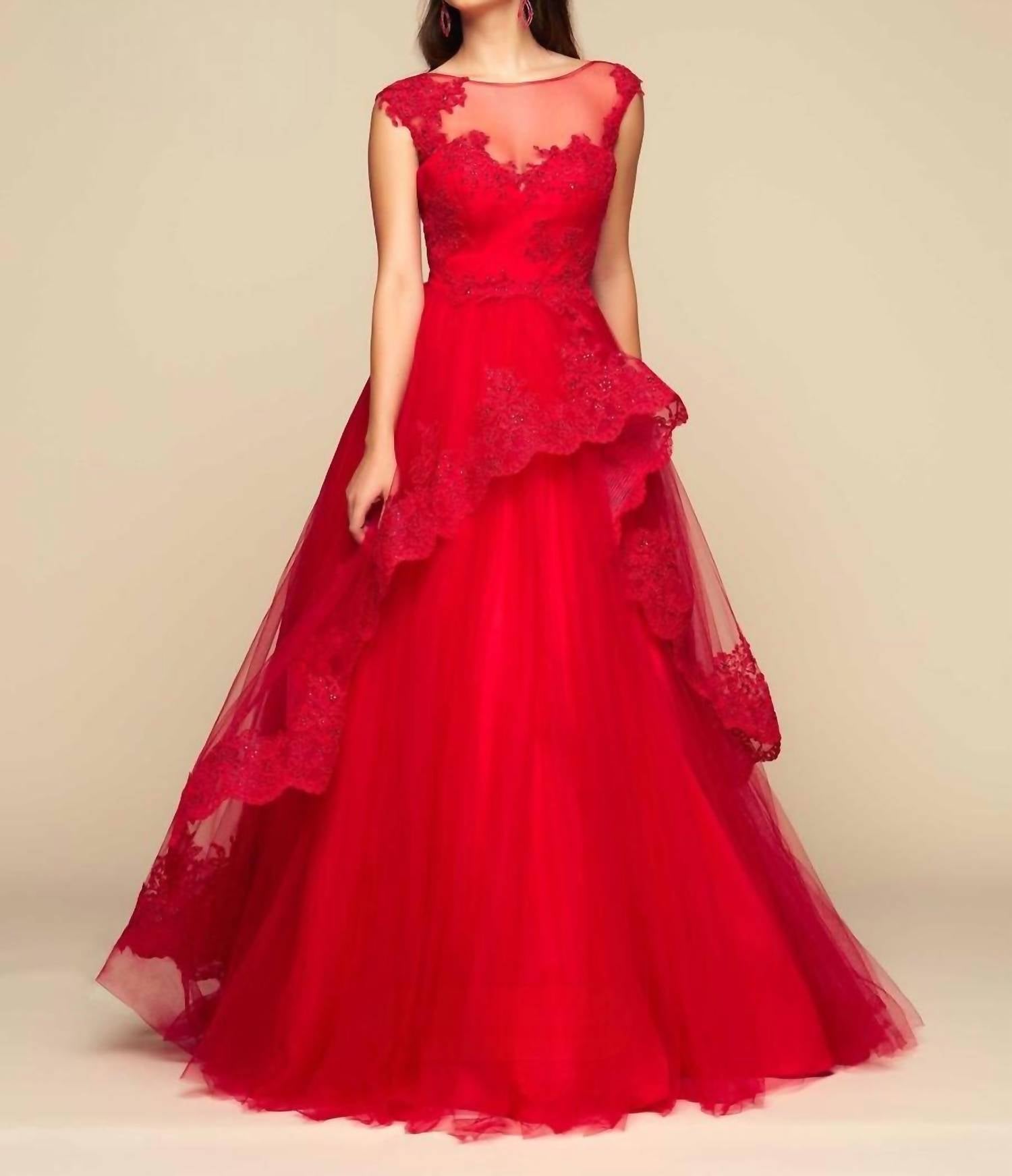 

Волшебное бальное платье в красном Mac Duggal